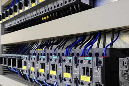 Professionelle Elektrotechnik
